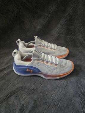 Under Armour Flow Dynamic Running Shoes Womens Sz 7.5 Athletic Sneakers Trainers